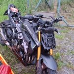 nehoda motorkara v belej po naraze do zvodidiel skocil pod dohladom zachranarov