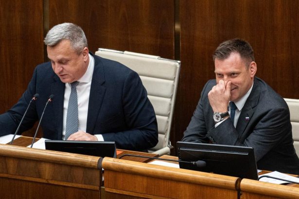 schodza o odvolavani ministra tarabu sa na prvy pokus nezacala