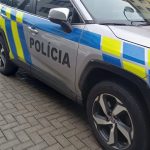 Agresivny muz skomplikoval zasah zachranarov Kladivom ohrozoval partnerku aj policajtov