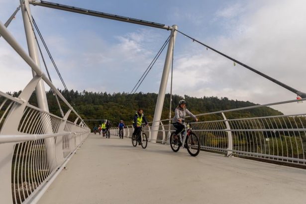 Cyklisticky sen pri Vahu sa stava realitov Nie vsade je vsak jazda bez prekazok