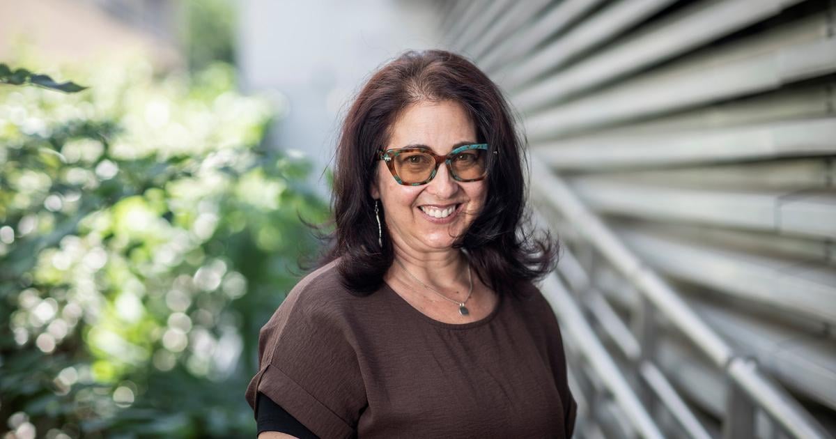 Marci Shore Uprimne nerozumiem tomu ako moze niekto v strednej Evrope mat sympatie k Putinovi