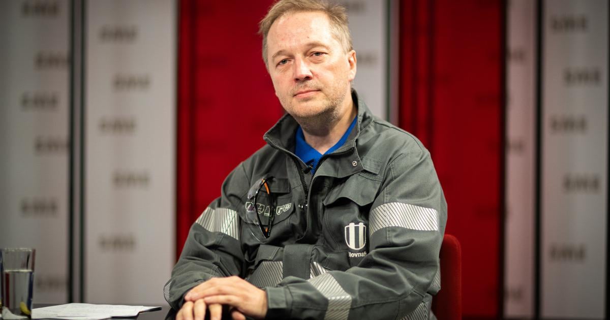 Riaditel Slovnaftu Senkovic Utoky politikov musia prestat poskodzuju nas uz aj ekonomicky