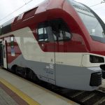 Stredajsie odrieknutia a meskania viacerich vlakov na zapade sposobil had
