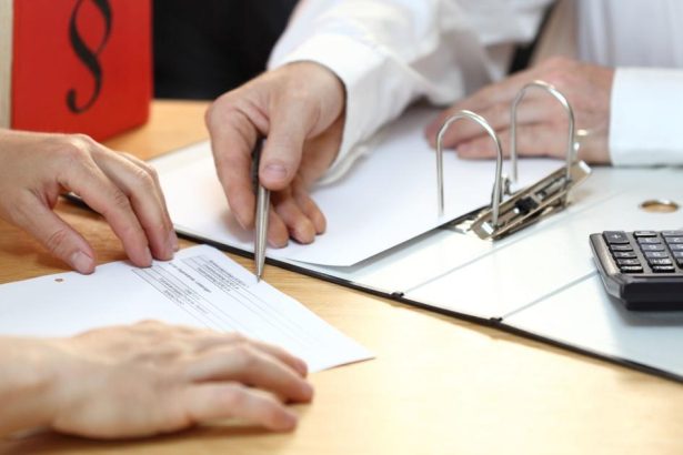 Vacsina zien nechava rozhodovanie o financiach v domacnosti na svojich partneroch