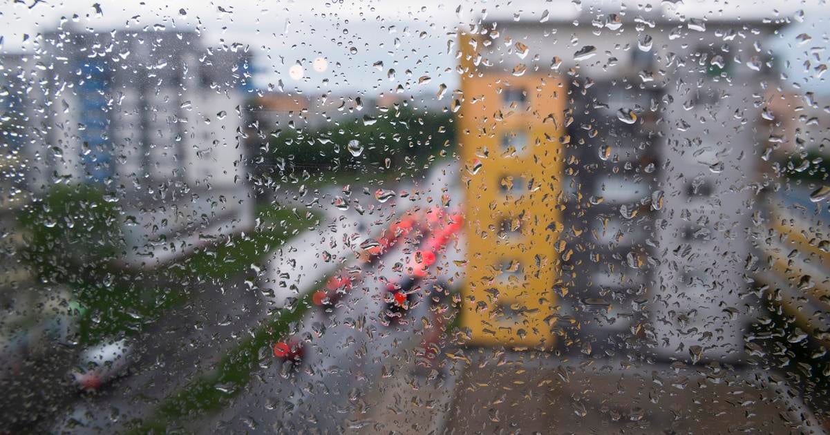 Vychodne Slovensko mozu zasiahnu burky a vysoke teploty varuju meteorologovia
