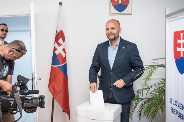 Vysledky referenda 2026 referendum je neplatne vacsina volicov podporila navrhy