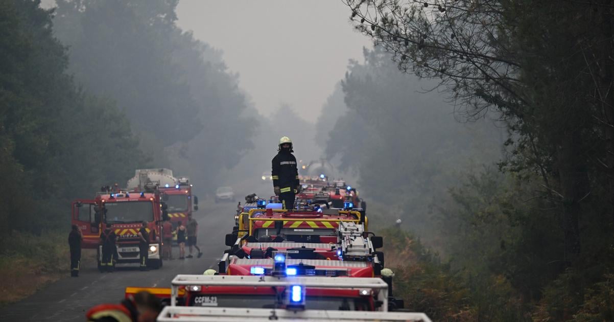 Z tohto poziaru mam strach tvrdia Ohen sa blizi k Bordeaux armada aj slovenski hasici su nasaden