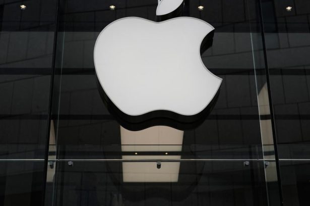 Zisk technologickej spolocnosti Apple za treti kvartal vzrastol o 27 percent