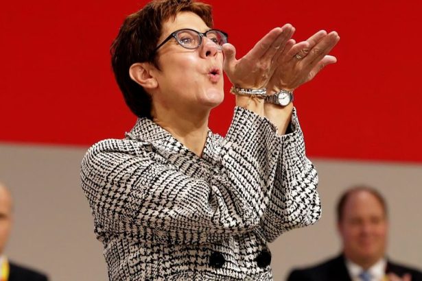 byvala predsednicka nemeckych konzervativcov afd chce znicitat cdu a spochybnit vazby nemecka na zapad