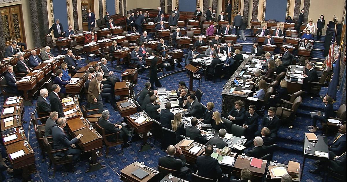 Americky Senat schvalil kratkodobe financovanie uradov aby predisiel uzatvoreniu pred volbami do Kongresu