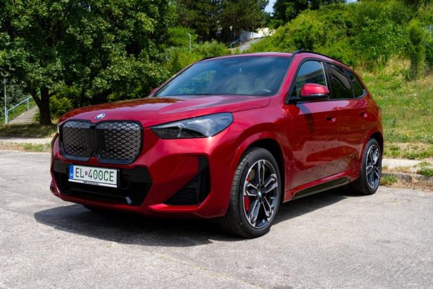 BMW iX1 dokaze zaujatie aj fanusikov spalovacich motorov svojimi riesenimi test
