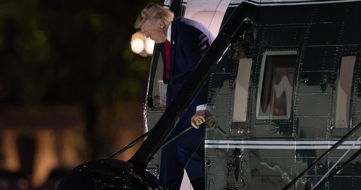 Desiatky pasazierov o nicom netusili Trumpov unik z Air Force One z nich spravil navnadu