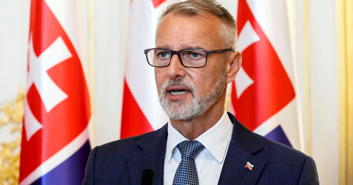 Kandidatov v samospravnych volbach ostava na podanie kandidatok uz len jeden den