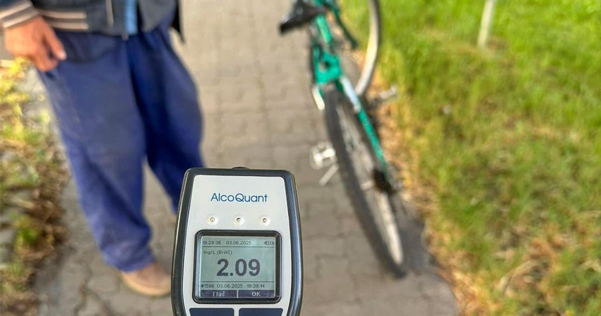 Kosicki krajsk policajti vyrazili rano na cesty Nafkali dvaja vodici a jeden cyklista