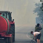 Lesny poziar na grckom ostrove Skyros ohrozil obyvane oblasti