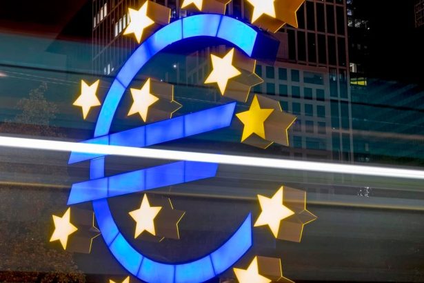 Maloobchodne trzby v eurozone sa v juni znizili