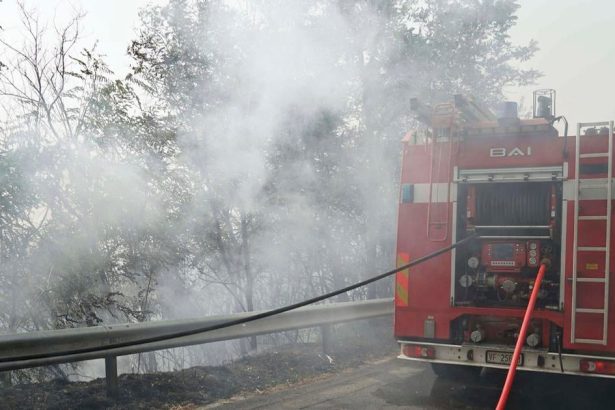 Municny zavod nedaleko Rima zasiahlo silne vybuchy