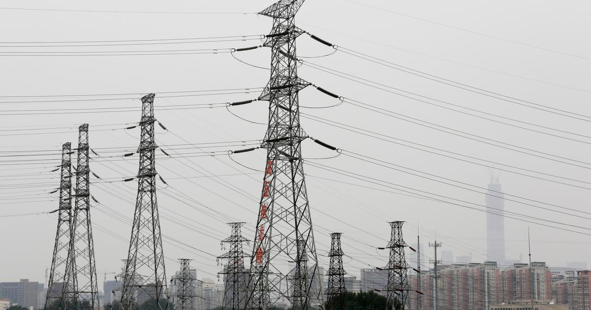 Najvacsiemu zatazeniu elektrizacnej sustavy sposobili horucavy na konci juna