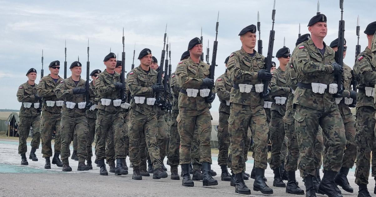 Polska armada coskoro bude najvacsou v Europe vyhlasil Tusk