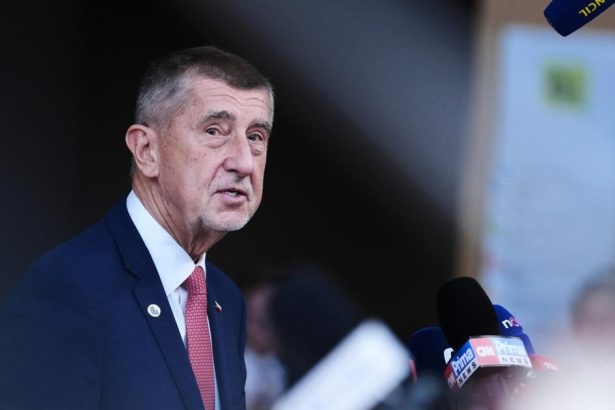 Premier Andrej Babis je coraz viac mimo formy
