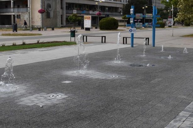 Pri poruche uniklo z fontany viac ako 400 kubikov vody Pitna voda v nej je luxus hovoria poslanci