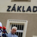Rezort prace pripravuje balik opatreni proti zaskolactvu Chce sprisnit aj pravidla pre davky
