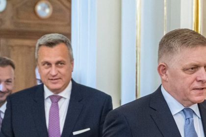 Robil pod Ftacnikom aj Drobom V suboji o post bratislavskeho zupana koalicia nasadzuje okresneho predsedu Hlasu