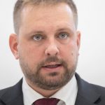 SaS vyzyva Saska aby zverejnil kompletny financny plan na dokonceni nemocnic