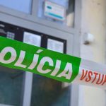 V rodinnom dome objavili telo muza bez znamok zivota policia uzavrela oblasti