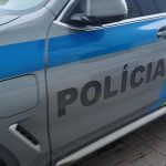 Vykradli kosicke nakupne centrum Zadrzani cudzinci mali pri sebe drogy vitriny rozbili sekerou