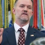 rokovania zlyhali zacinaju platit trumpove 50percentne cla na kanadsky dovoz kanada odpovie rovnako