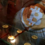Bitcoin pokračuje v prudkom raste, investori zostávajú optimistickí