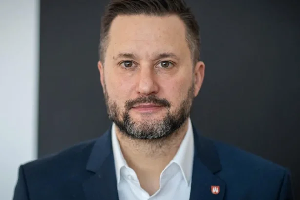 Bratislava rozširuje svoju flotilu: dva nové električkové vozne sú už v meste