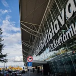 Bratislavské letisko odbavilo v auguste 626-tisíc cestujúcich