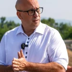 Cestovné v prímestských autobusoch a mestskej hromadnej doprave