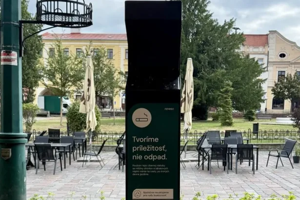 Cigaretové filtre sa rozkladajú 15 rokov, ohorky poslúžia do asfaltu