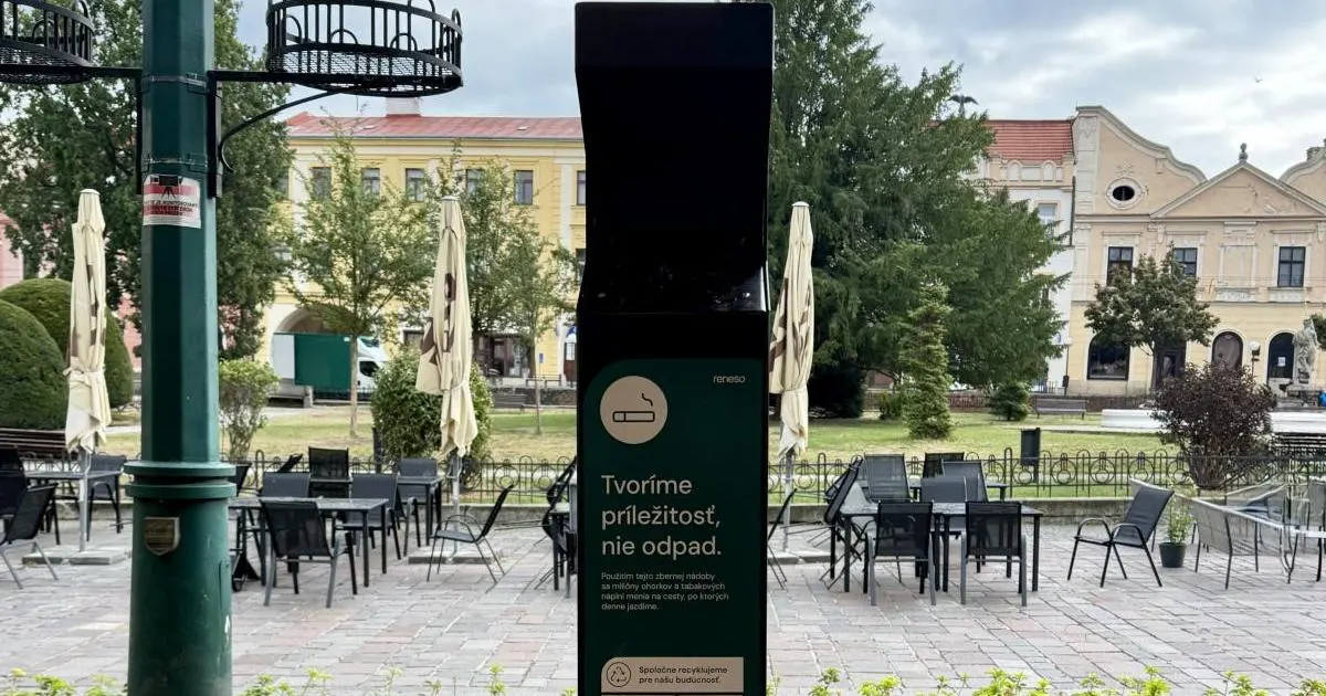 Cigaretové filtre sa rozkladajú 15 rokov, ohorky poslúžia do asfaltu