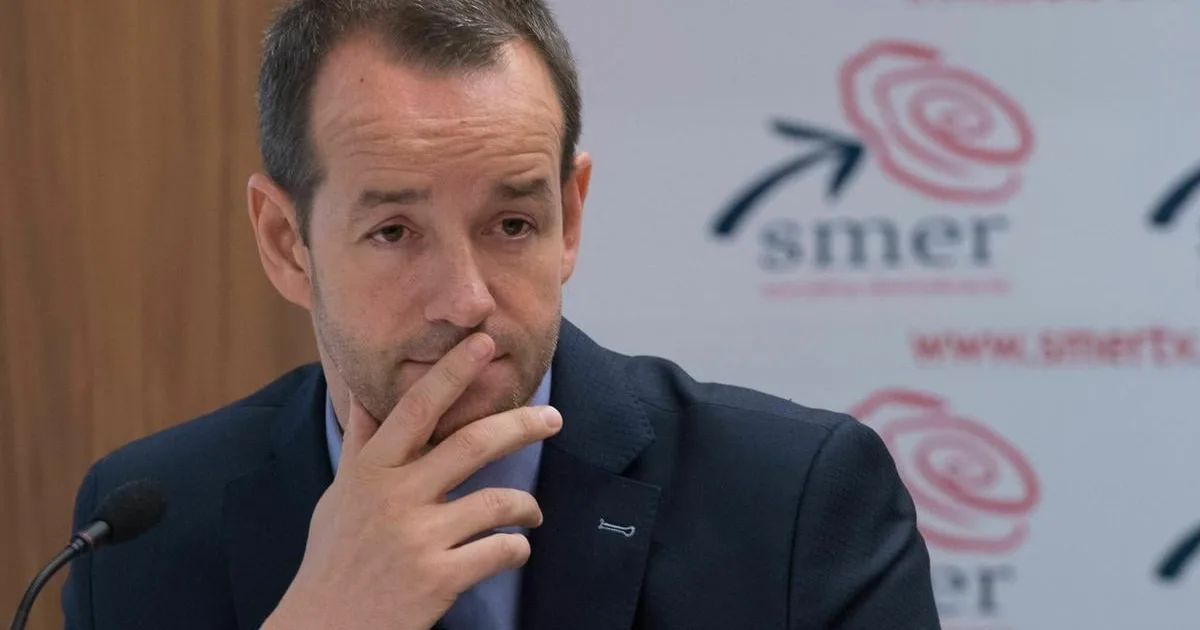 Člen Smeru požičal šéfovi Zoznamu milióny, teraz poslal na neho exekútora