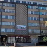 Čo bude so sídlom Okresného úradu v Lučenci? Rezort rokuje s mestom o možnostiach