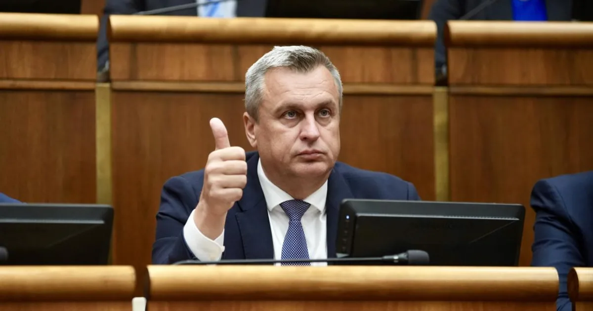 Danko sa spojil s opozíciou, Smer tomu chcel zabrániť
