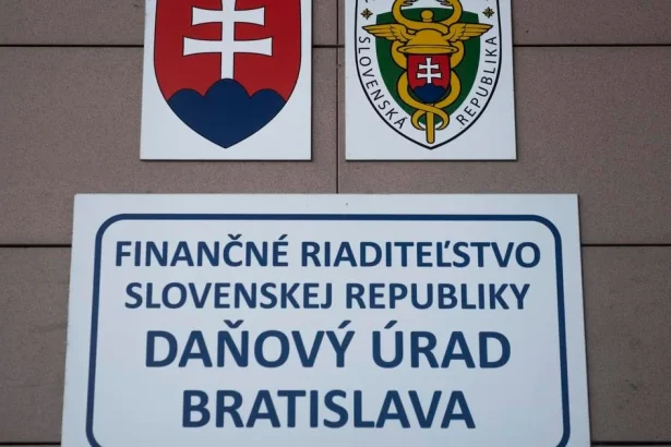 Daňové priznania s odkladom treba podať do konca septembra