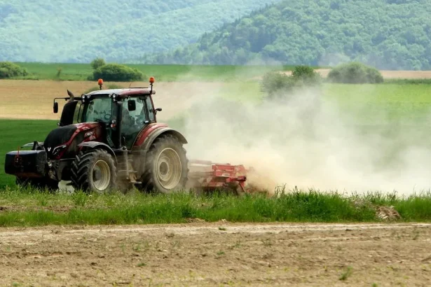 Farmári a poľnohospodári na juhu Slovenska