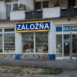 Hnutie PS navrhuje sprísniť pravidlá pre záložne. Obce by ich mohli zakázať
