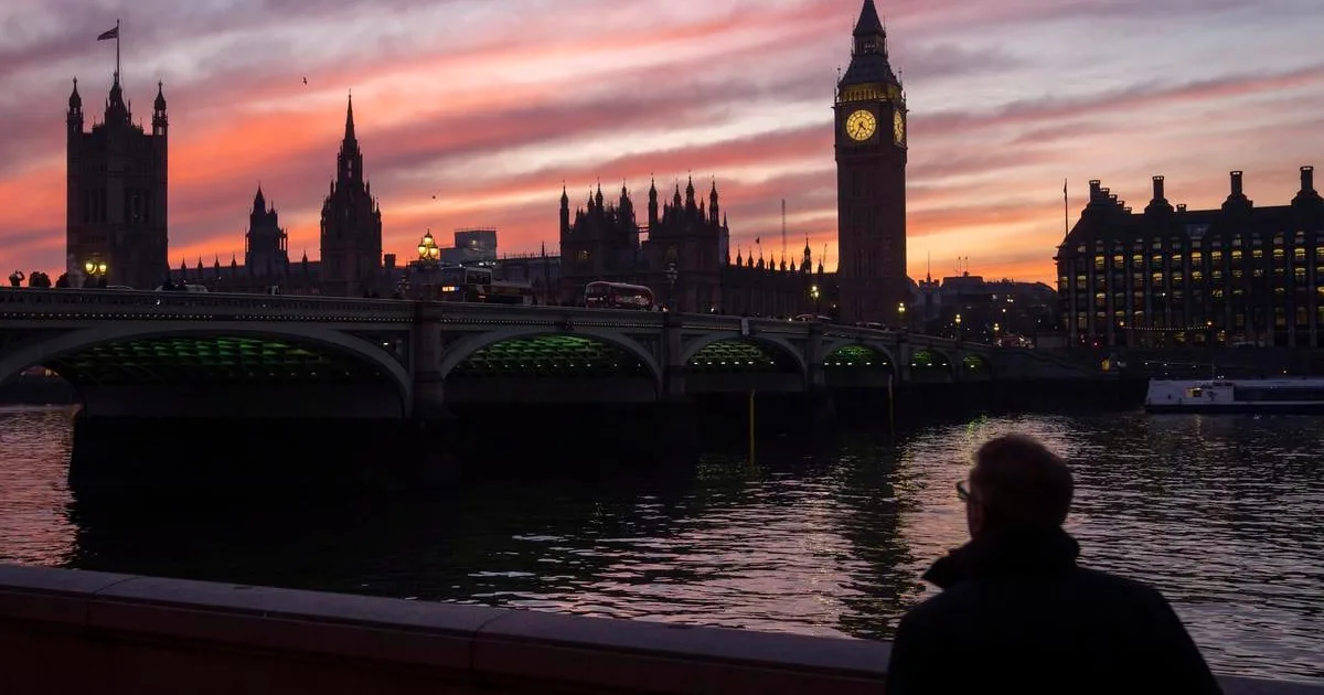 Inflácia v britskom maloobchode v septembri spomalila
