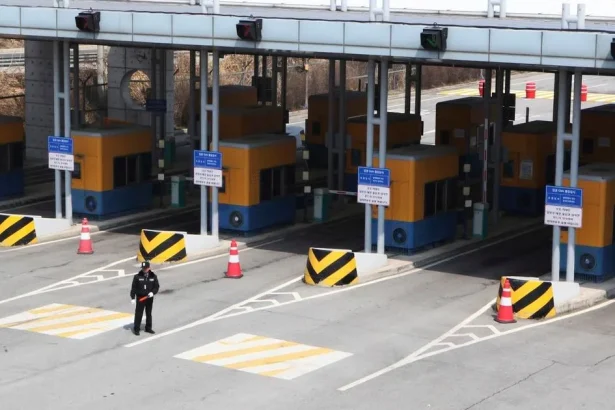 Juhokórejský súd nariadil KĽDR zaplatiť odškodné za zničenie styčného úradu