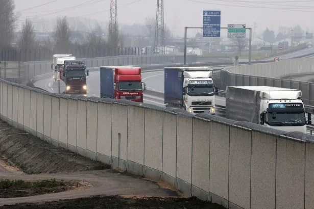 Lacnejší vlakový lístok nezníži ceny potravín