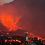 Letisko v talianskej Catanii prerušilo prevádzku pre erupciu Etny