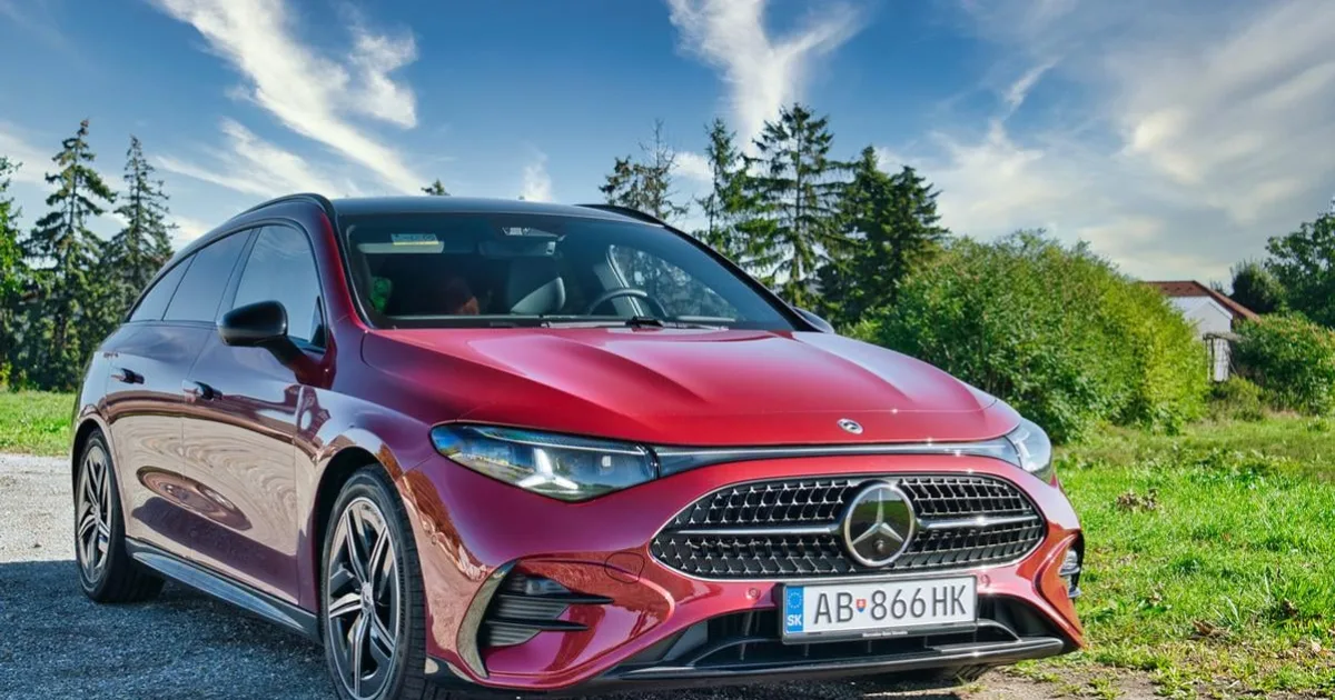 Mercedes-Benz CLA 200 je dostupný aj v kombi verzii