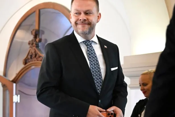 Migaľ potvrdil, že sa s Tarabom rozprával, uviedol to v reakcii na otázky
