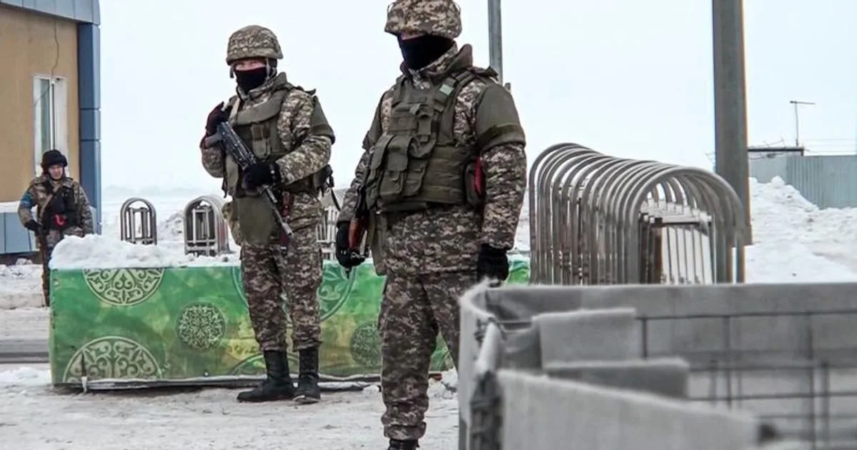 Najmenej deväť kazašských vojakov zahynulo počas námorného cvičenia